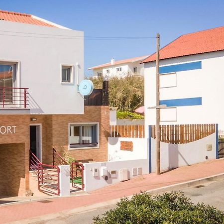 The Port Beach House Praia da Lourinha Ngoại thất bức ảnh